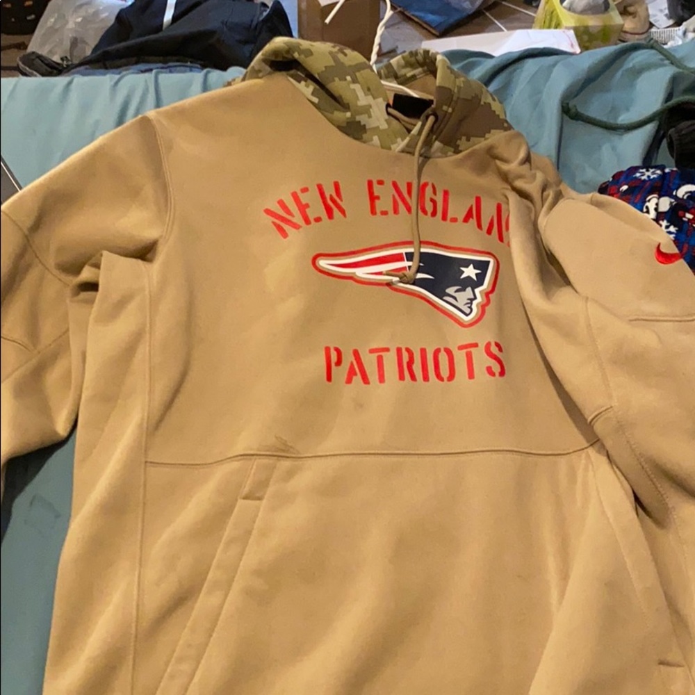 patriots sweatshirt